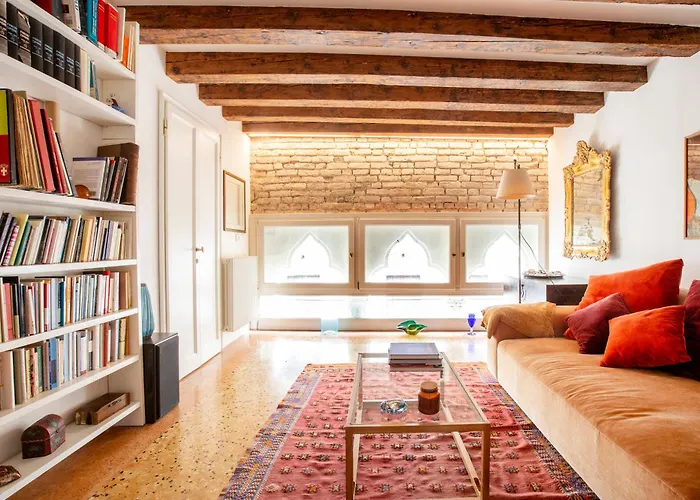 Gorgeous Suite San Polo Apartment