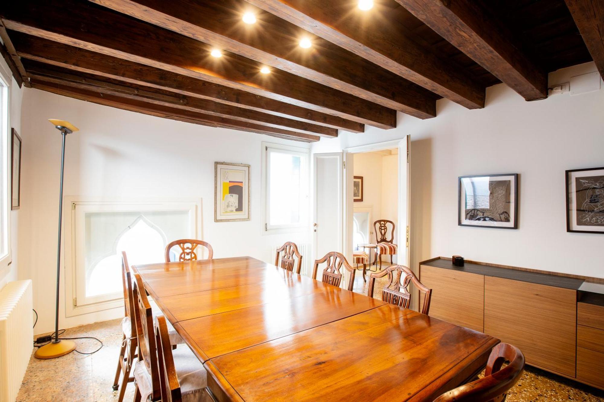 Gorgeous San Polo Apartment