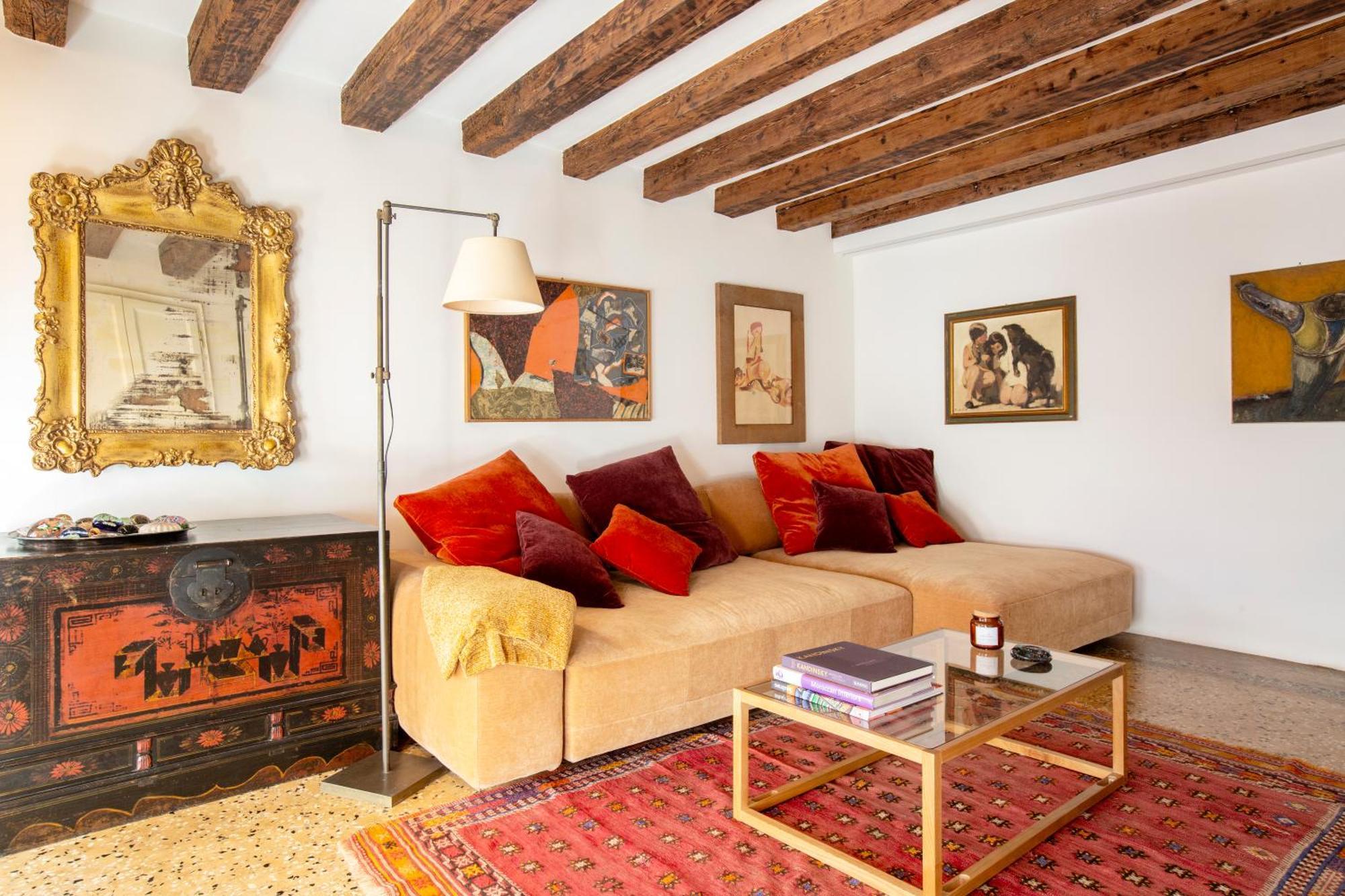Gorgeous San Polo Apartment *