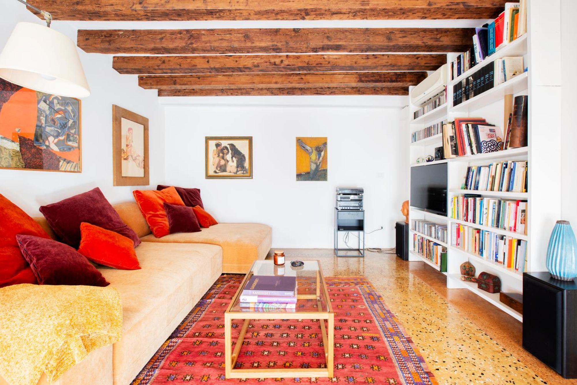 Gorgeous San Polo Apartment Venedig